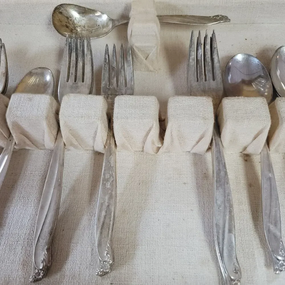 Mcm Gaiety Silverplate 1961 Rogers & Sons I/S Flatware Service Wood Storage Box